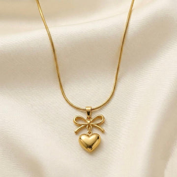 Minimalist Gold Bow Pendant Necklace – Elegant Everyday Charm