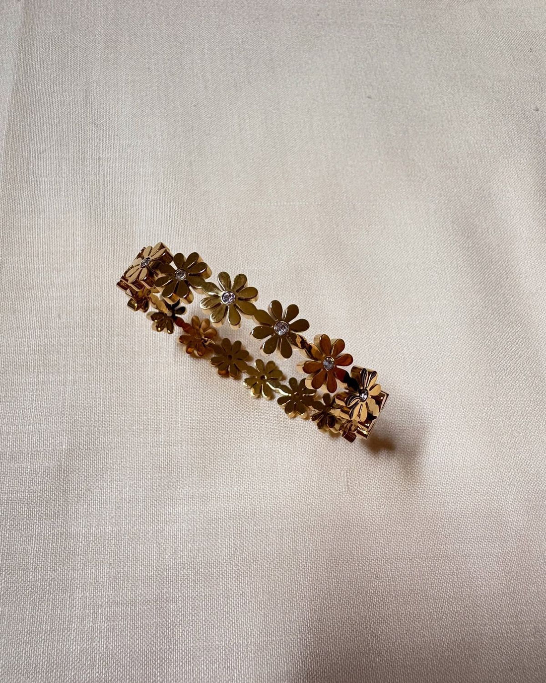 Golden Bloom Daisy Baby Size Bracelet